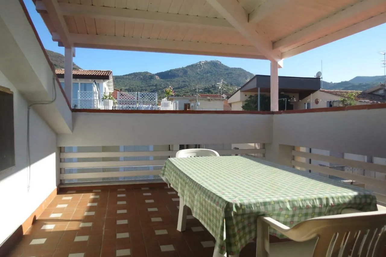 Hébergement de vacances Villa Mansarda Stella Sul Mare à Pollina Italie
